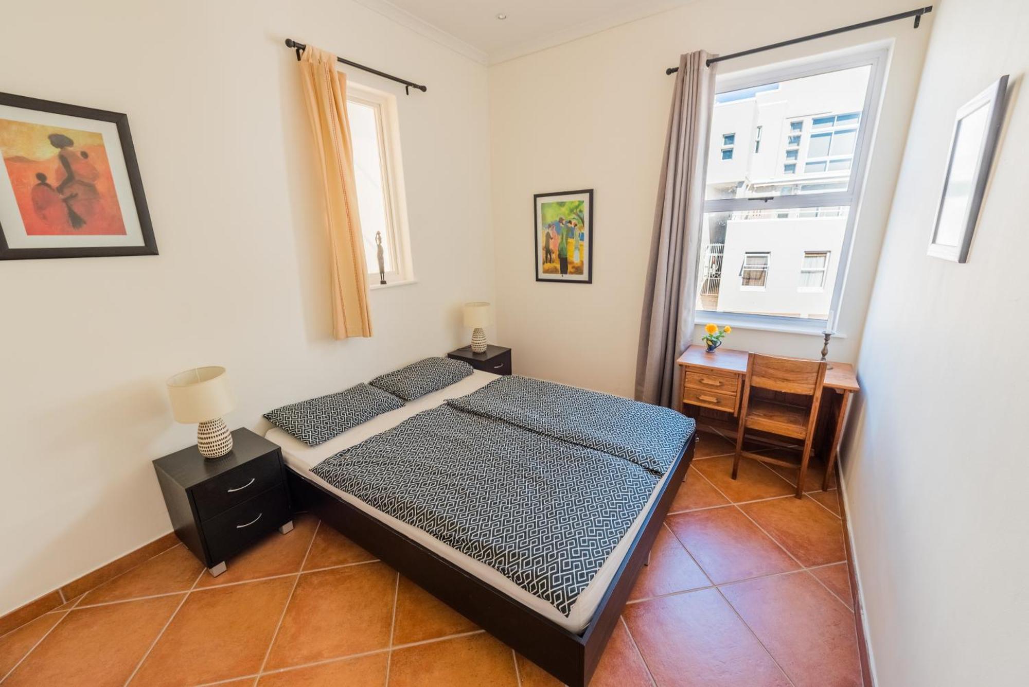 Stunning Table Mountain And Harbor View Apartment Kapstadt