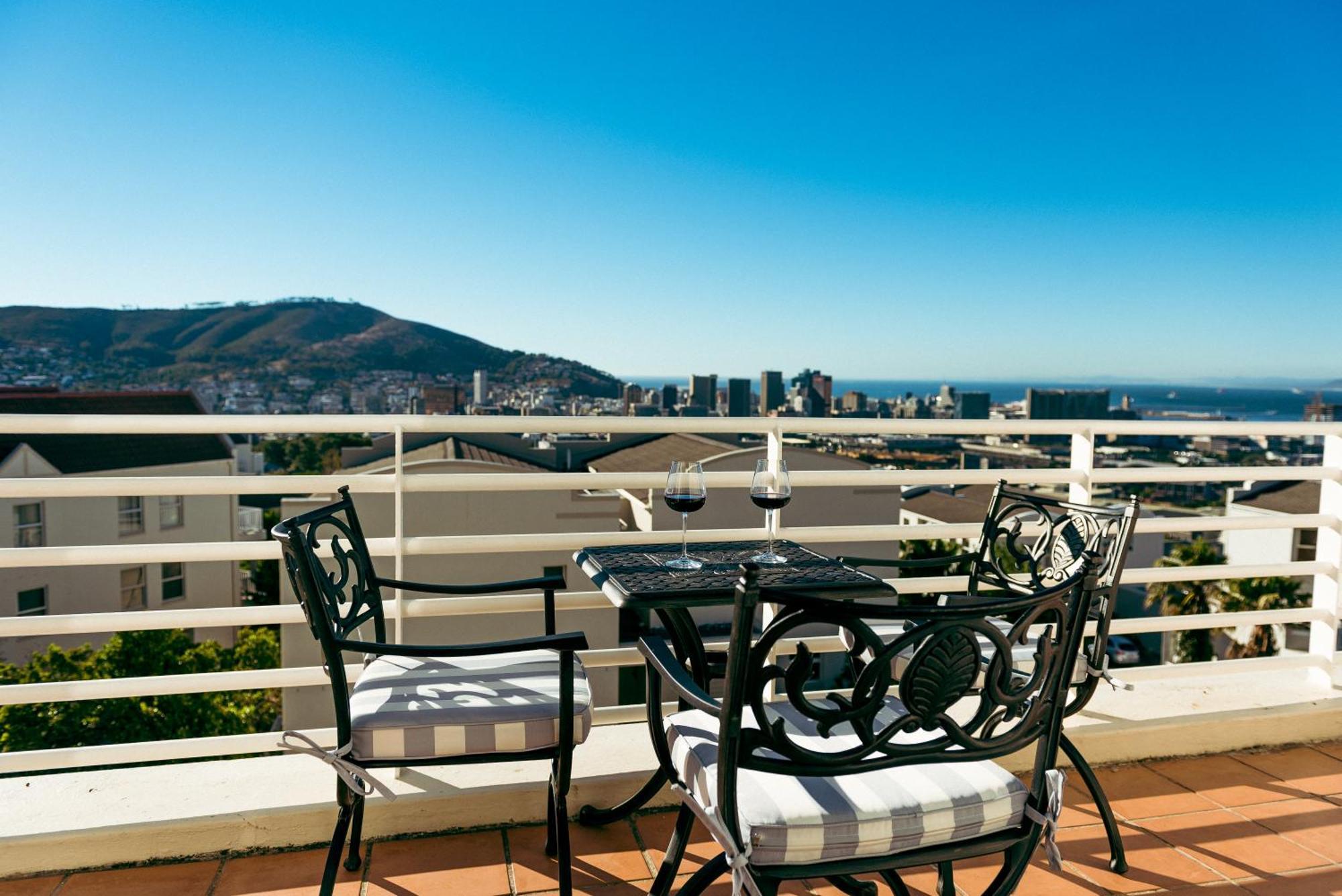 Apartment Stunning Table Mountain And Harbor View *